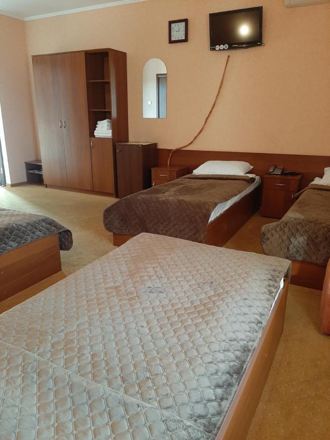 Stara Vezha Hotel Boryspilʼ Екстериор снимка
